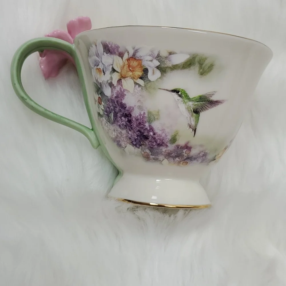 Lena Liu Daffodil Concerto Teacup Saucer Bradford Edition Floral Collectible Dis